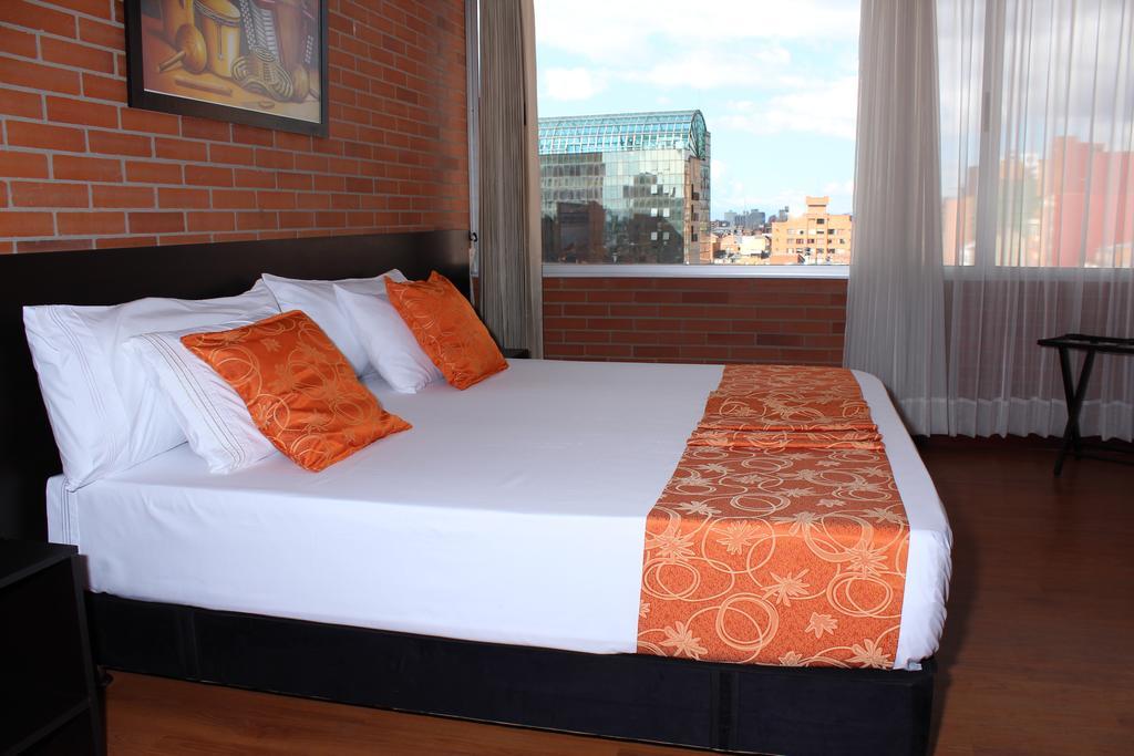 Hotel Bogota Astral מראה חיצוני תמונה