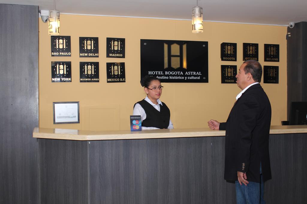Hotel Bogota Astral מראה חיצוני תמונה